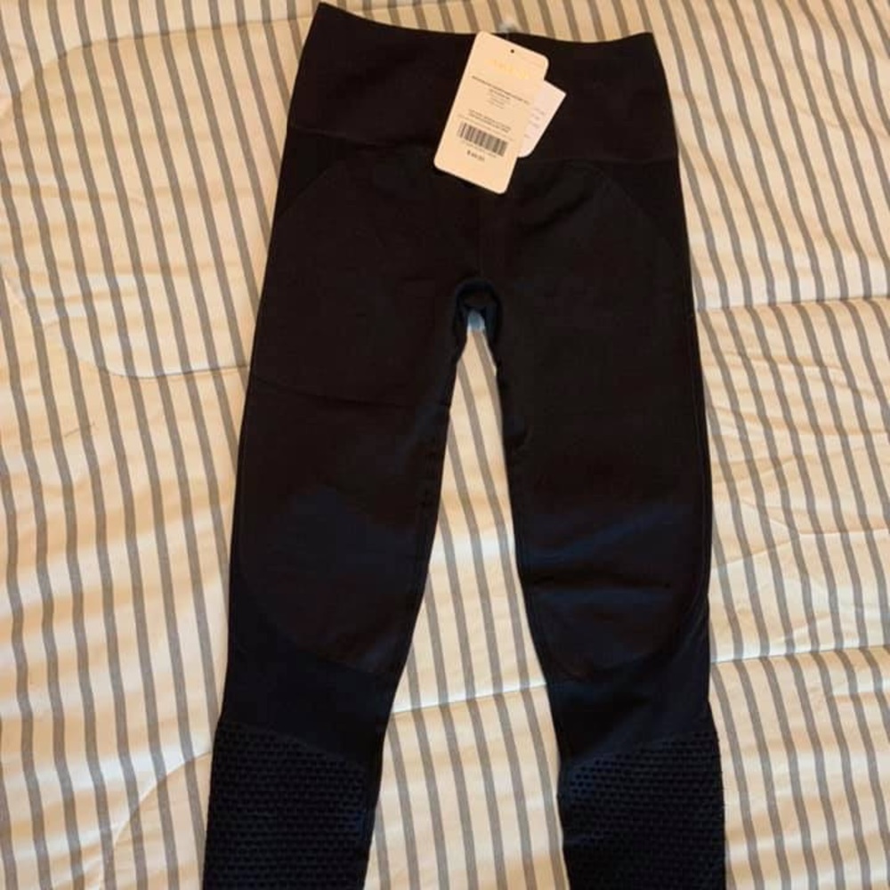 Fabletics Seamless High Waisted Mesh Legging